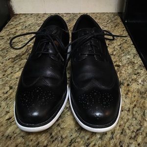 Men’s black rock port wingtip casual shoes